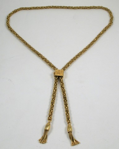 Appraisal: EIGHTEEN KARAT GOLD CHAIN NECKLACE early th century The chain