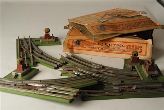 Appraisal: Sets Lionel Standard Gauge Switches with boxes damaged boxes