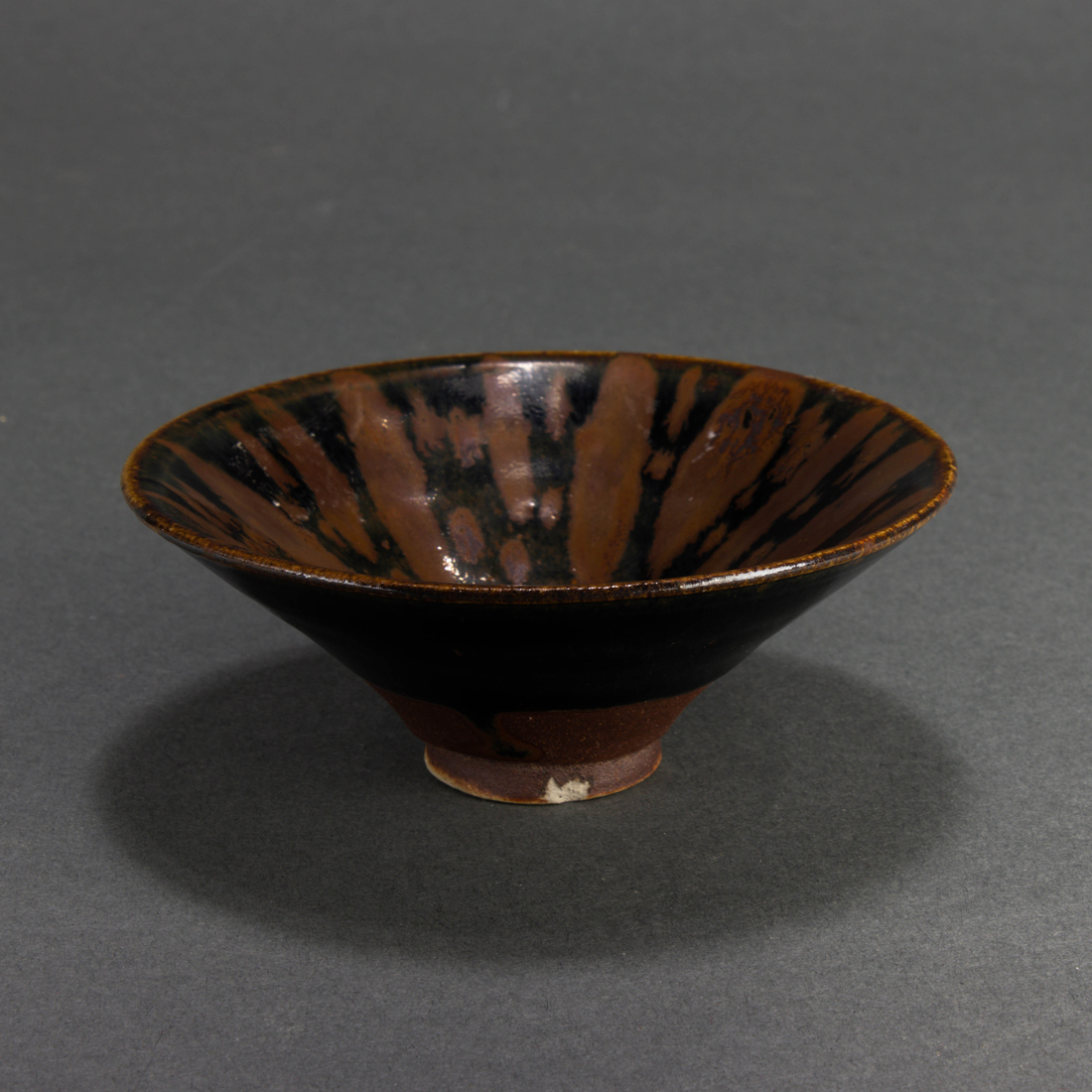 Appraisal: CHINESE JIZHOU WARE 'PARTRIDGE FEATHER' GLAZED CONICAL BOWL Chinese Jizhou