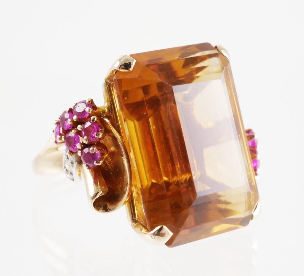 Appraisal: K RETRO CITRINE RUBY DIAMOND COCKTAIL RINGRetro cocktail ring with