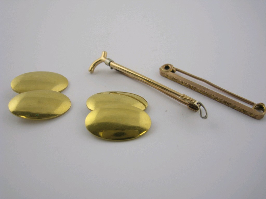 Appraisal: A ct gold Riding Crop Bar Brooch and an engraved