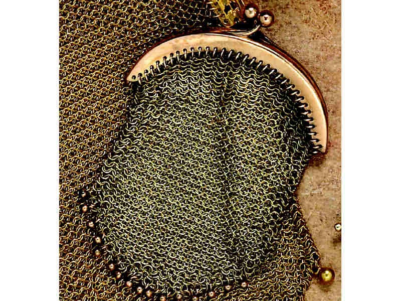 Appraisal: GOLD MESH COIN PURSE K mesh coin purse with rose