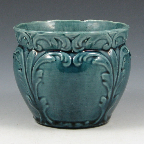 Appraisal: Roseville Majolica - Jardiniere - Excellent Roseville blue Majolica jardiniere