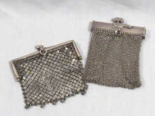 Appraisal: A Portuguese silver coin purse with spring open action and