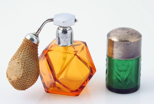 Appraisal: The amber atomizer with original bulb the bottle with sterling