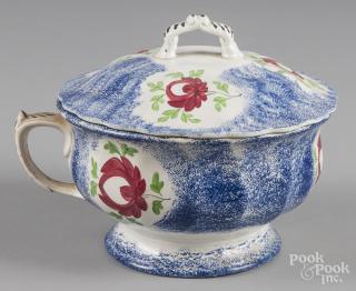 Appraisal: Blue spatter lidded chamberpot with Adams rose decoration '' h