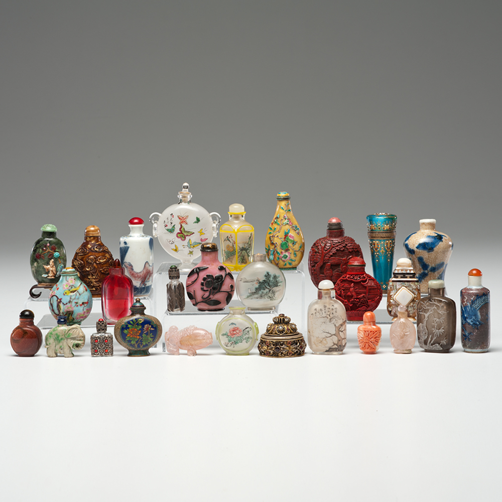 Appraisal: Chinese th and th century Twenty three snuff bottles made