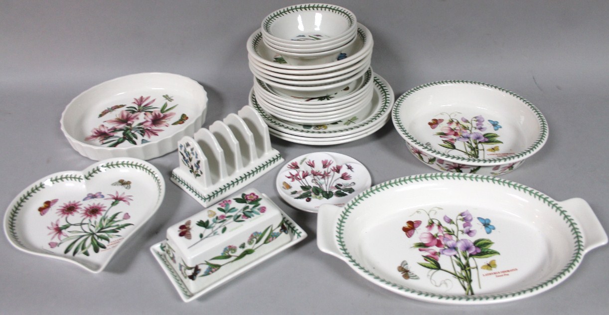 Appraisal: A quantity of Portmeirion Botanic Gardens dinnerware to include dinner