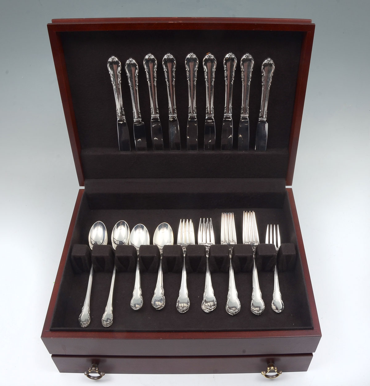 Appraisal: PC LUNT STERLING ''AMERICAN VICTORIAN''FLATWARE Approx Ounces Comprising - Long