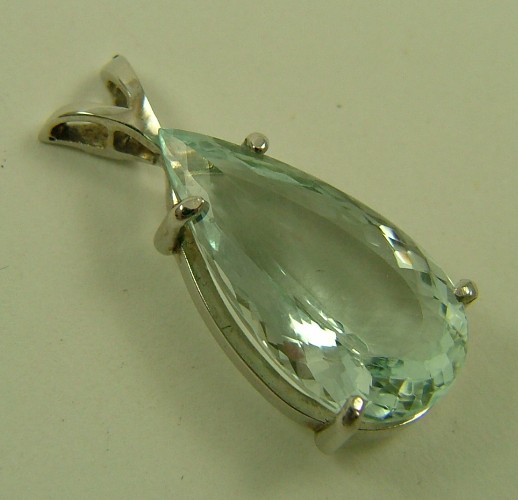 Appraisal: AQUAMARINE SOLITAIRE PENDANT K white gold setting estimated weight of