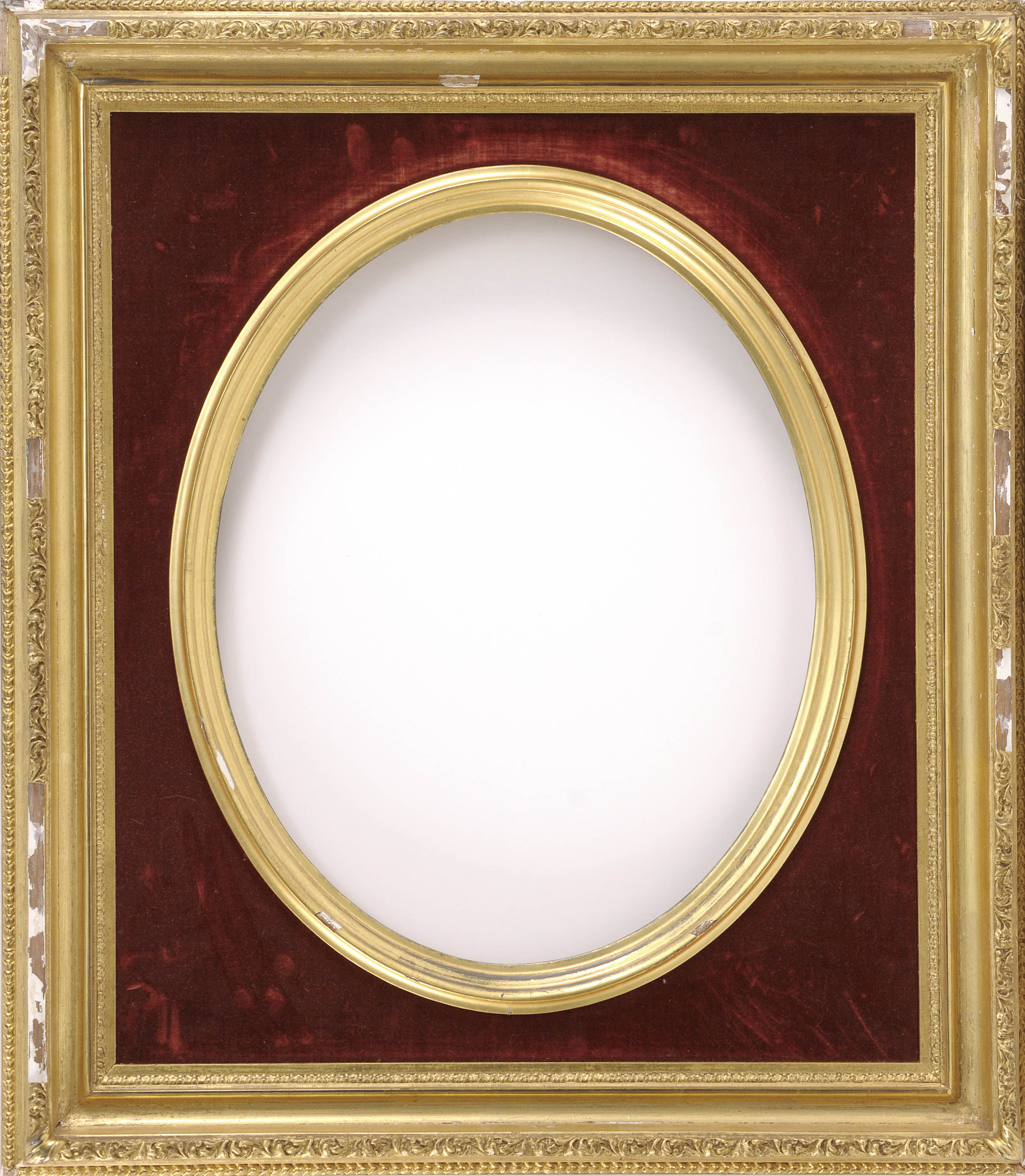 Appraisal: GILT PICTURE FRAME Oval aperture x Red velvet liner Rabbet