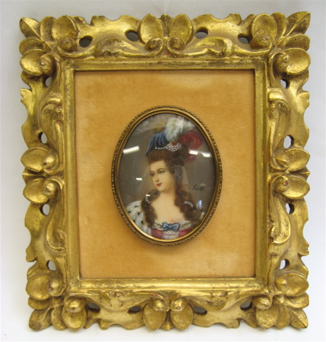 Appraisal: PAIR ITALIAN MINIATURE OIL PAINTINGS Portrait of a woman in