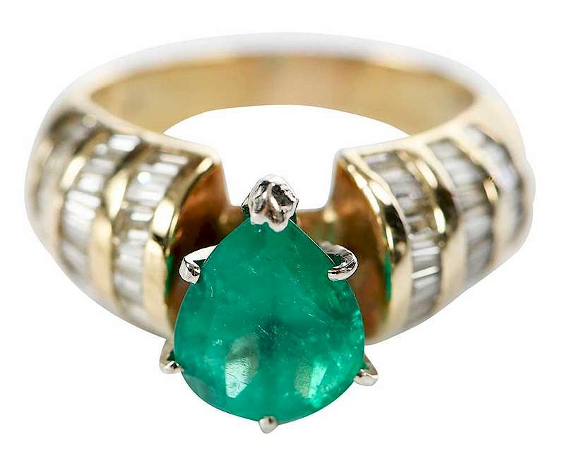 Appraisal: kt Emerald and Diamond Ring center pear cut emerald estimated