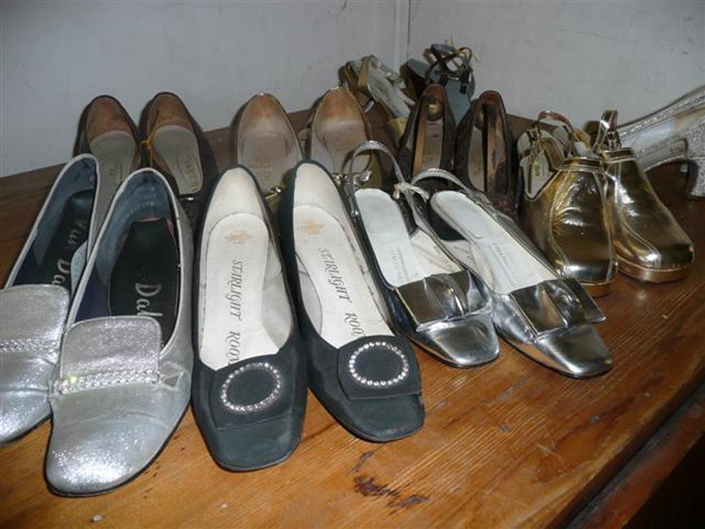 Appraisal: A quantity of gold black and silver ladies evening shoes