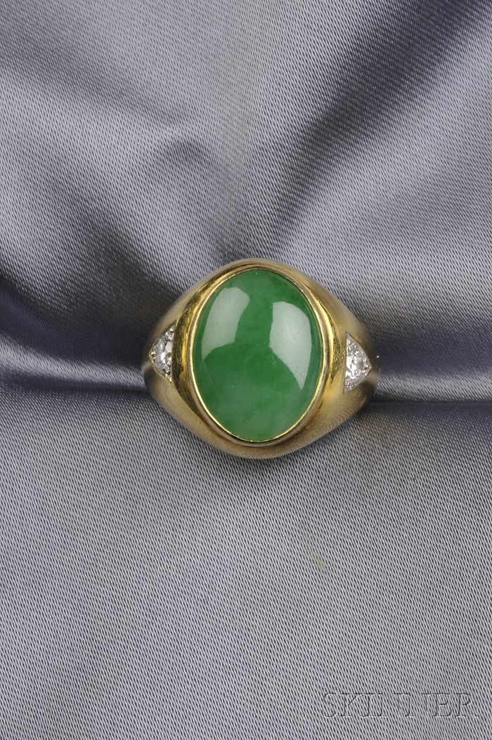 Appraisal: kt Gold Jadeite and Diamond Ring set with an oval