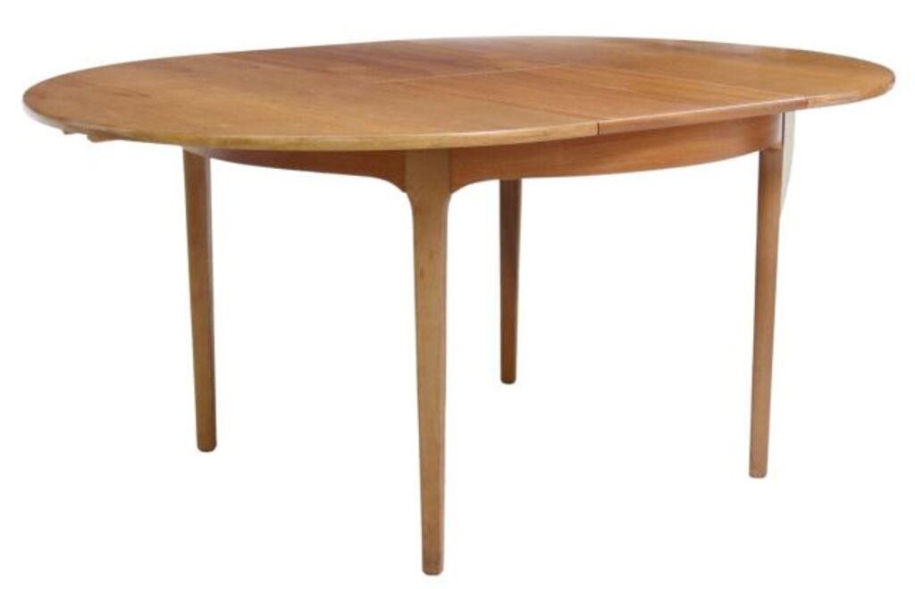 Appraisal: MID-CENTURY MODERN TEAK EXTENSION DINING TABLEMid-century modern teak dining table