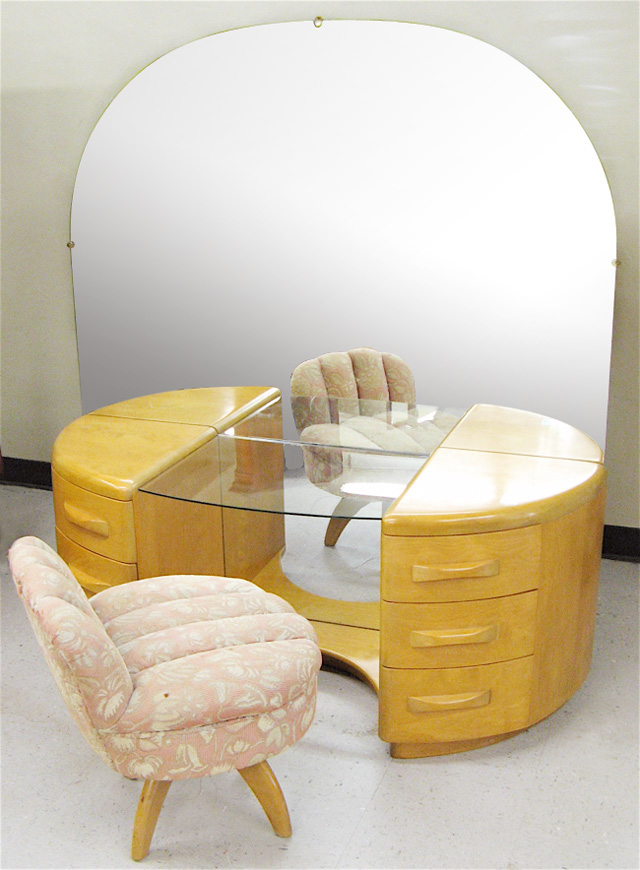 Appraisal: MID-CENTURY MODERN NIAGARA VANITY AND STOOL Heywood-Wakefield Co Leo Jiranek