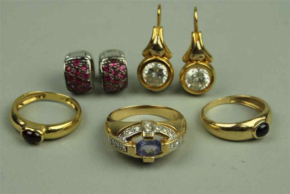 Appraisal: GROUP OF LADY'S GOLD JEWELRY including a pair of k