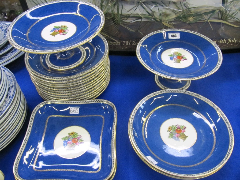 Appraisal: Wedgwood dessert service decorated with a central cartouche of a