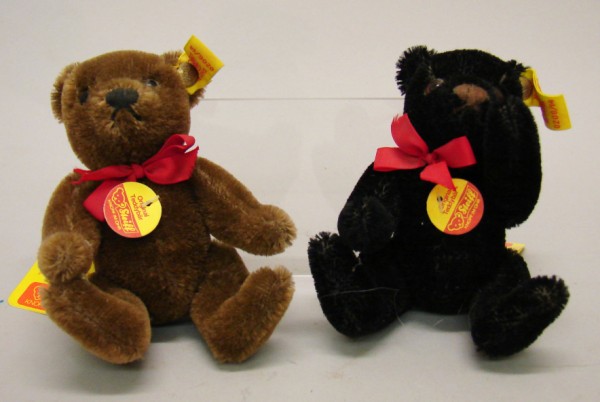 Appraisal: Pair of mohair Original Teddybars Fully jointed Black and brown