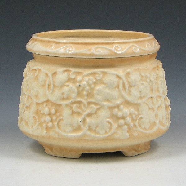 Appraisal: Roseville Old Ivory Tint - Flower Pot Roseville Old Ivory