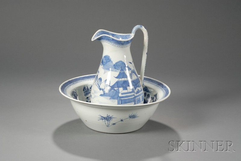 Appraisal: Canton Porcelain Ewer and Basin China th century ewer ht