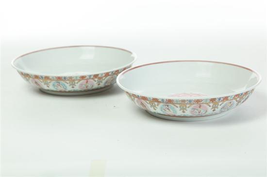 Appraisal: PAIR OF EXPORT PLATES China th century porcelain Famille Rose