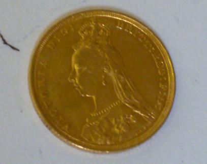 Appraisal: A VICTORIA GOLD SOVEREIGN