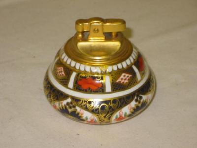 Appraisal: A ROYAL CROWN DERBY PORCELAIN TABLE LIGHTER of bellied circular