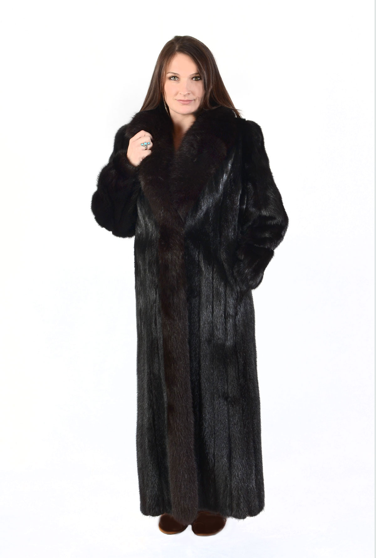 Appraisal: FULL LENGTH BLACK MINK COAT BLACK FOX COLLAR Stylish black