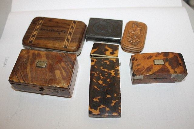 Appraisal: A TORTOISHELL PART ETUI an olive wood purse a vesta