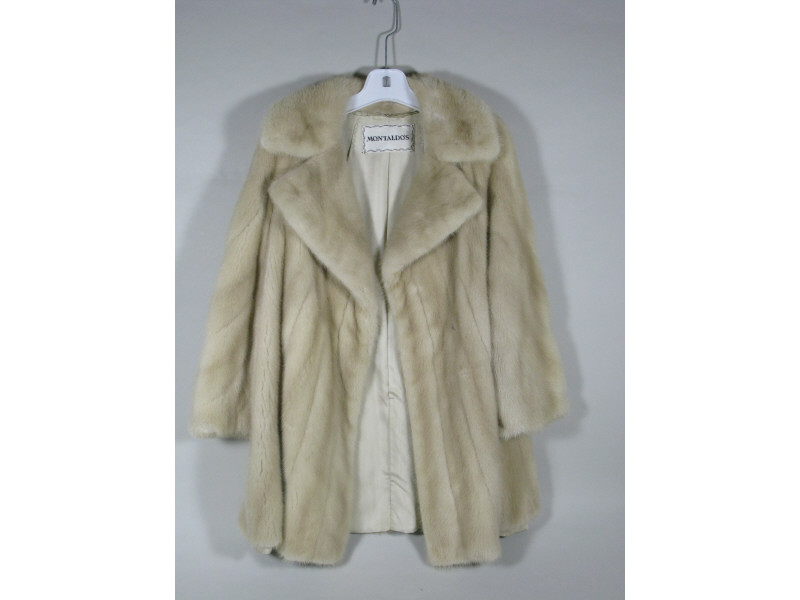 Appraisal: Vintage Blonde Mink Fur Swing Coat with original Montaldo s