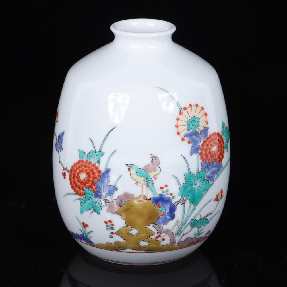 Appraisal: SAKAIDA JAPANESE KAKIEMON PORCELAIN POLYCHROME VASE DECORATED WITH BIRDS AND