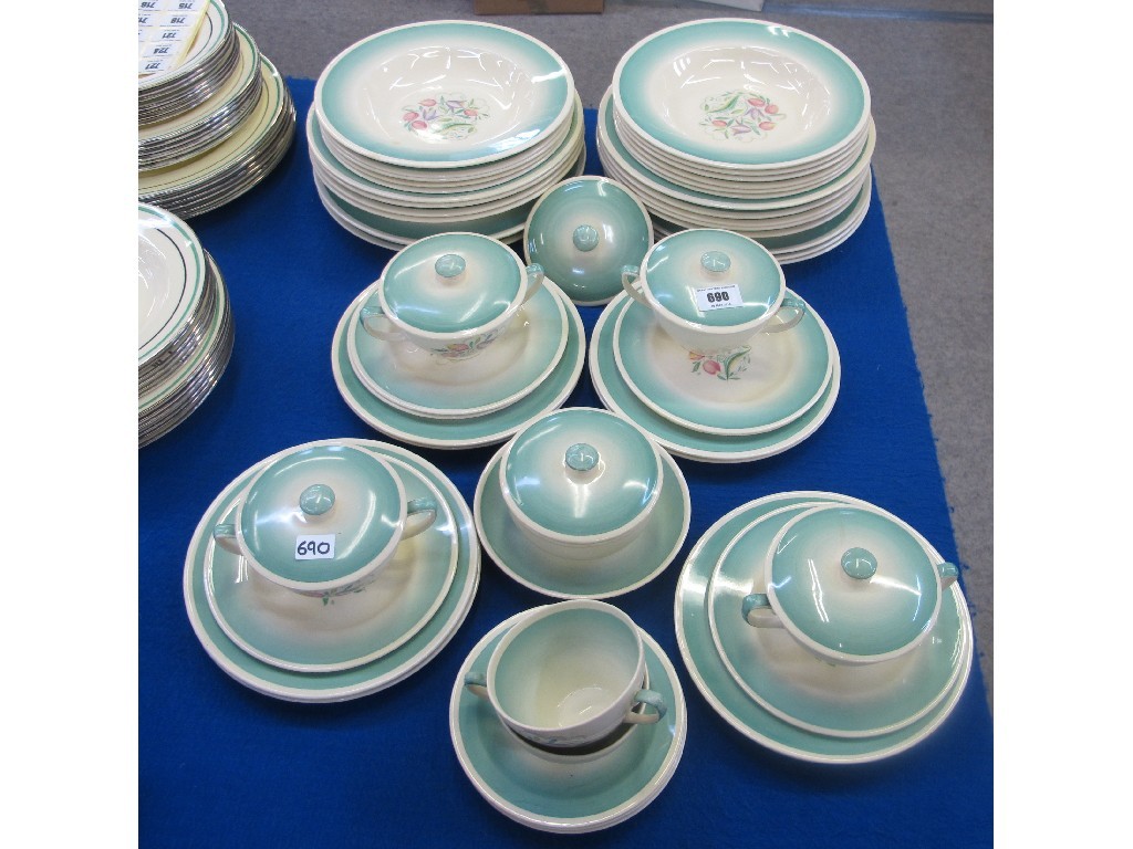 Appraisal: Susie Cooper dinner service including bowls plates soup cups etc