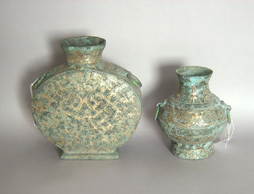 Appraisal: Two Chinese bronze vessels th c h and h