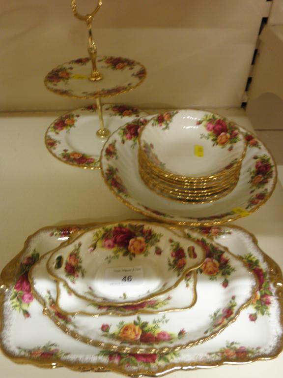 Appraisal: A Royal Albert Old Country Rose pattern cake stand a