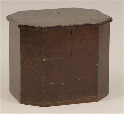 Appraisal: American Grain-Painted Covered Box x x in