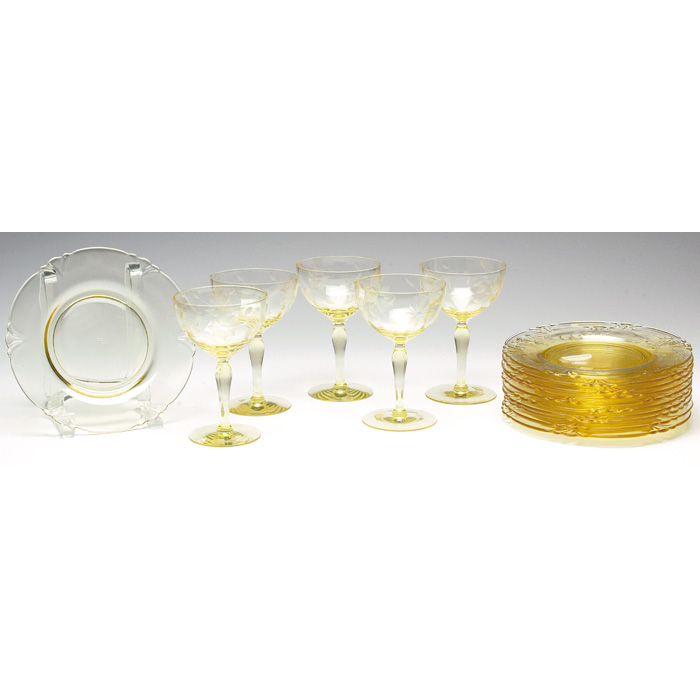 Appraisal: Heisey Waverly luncheon plates set of eleven Sahara yellow glass