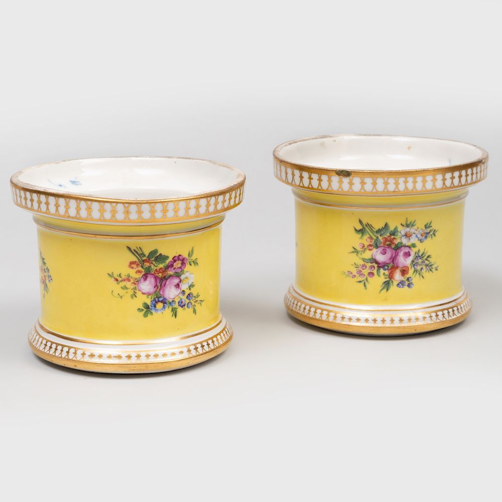 Appraisal: Pair of Small English Porcelain Yellow Ground Jars Indistinct blue