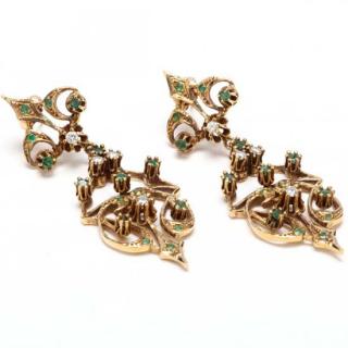 Appraisal: KT Emerald and Diamond Pendant Earrings in a drop pendant