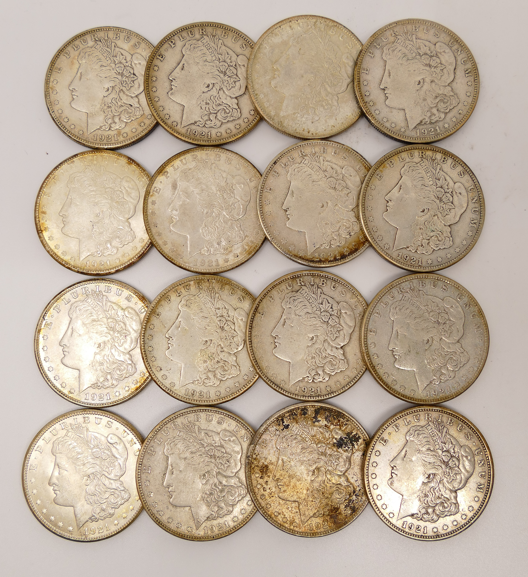 Appraisal: pc US Morgan Silver Dollars- some higher grade