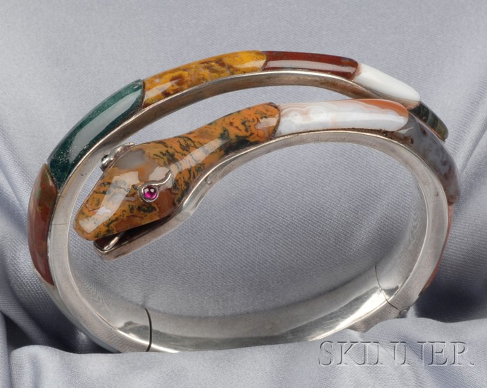 Appraisal: Fine Mid-Victorian Scottish Agate Snake Bracelet the hinged body set