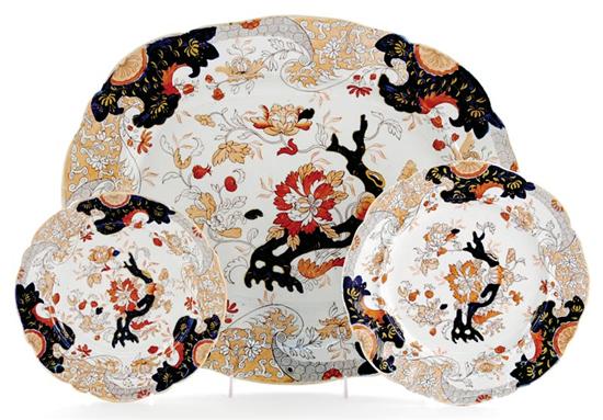 Appraisal: Mason's ironstone plates and platters th century Imari style pattern