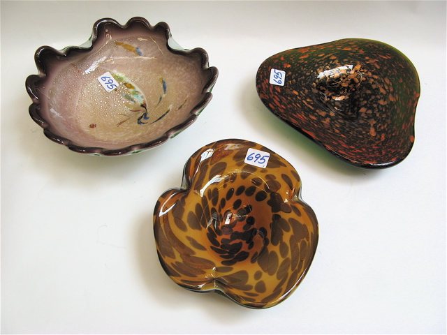 Appraisal: THREE MURANO ART GLASS BOWLS two have gold flecked and