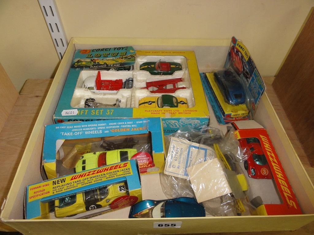 Appraisal: A selection of s Corgi sports cars including gift set