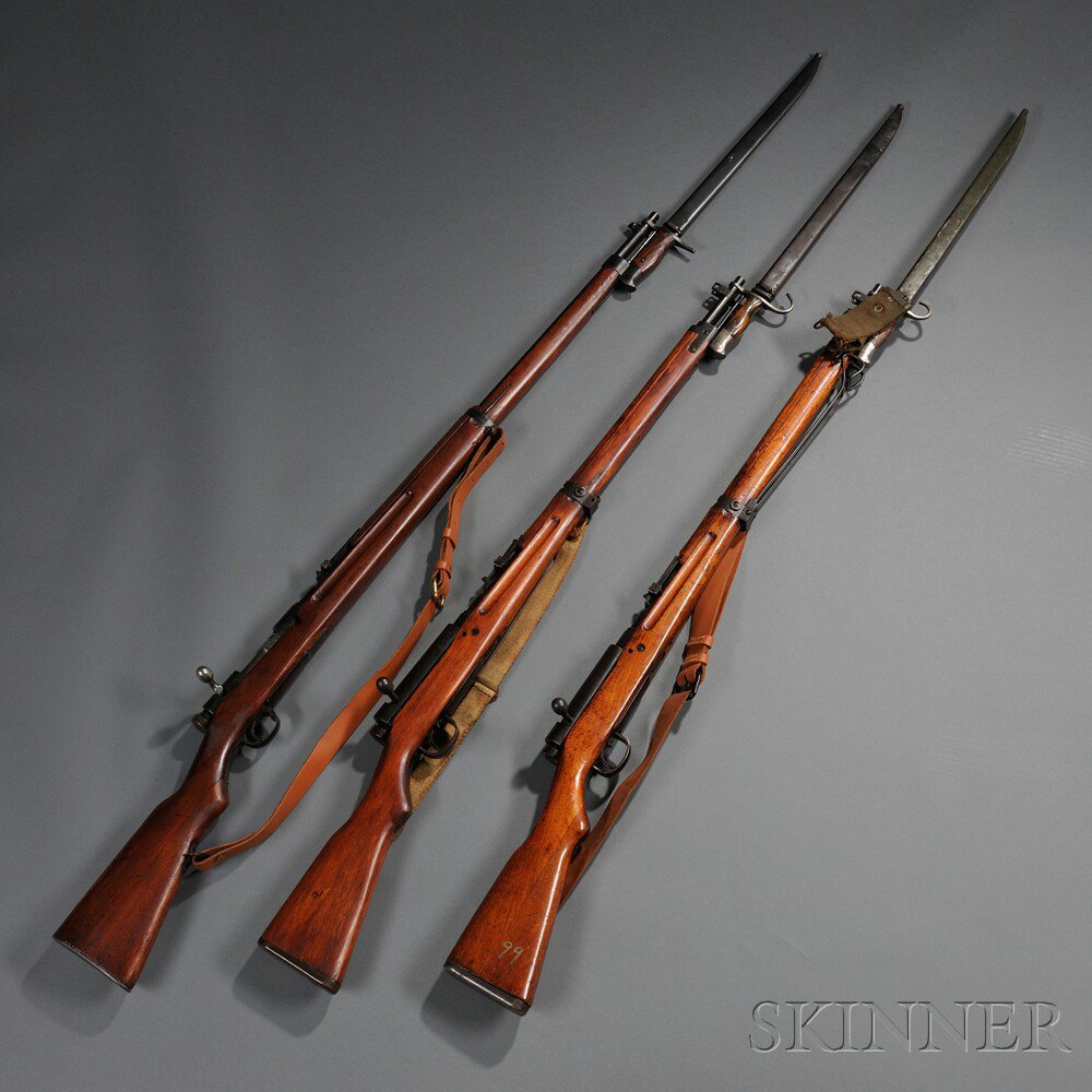 Appraisal: Three Japanese WWII Rifles c early to mid- th century