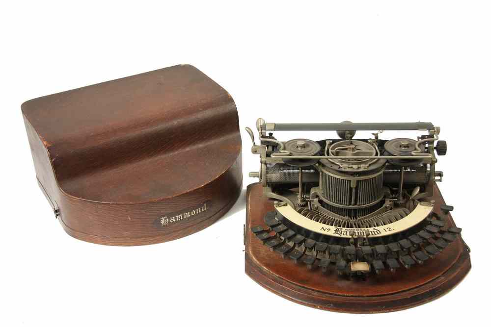 Appraisal: EARLY TYPEWRITER - Hammond No Typewriter ca with the original