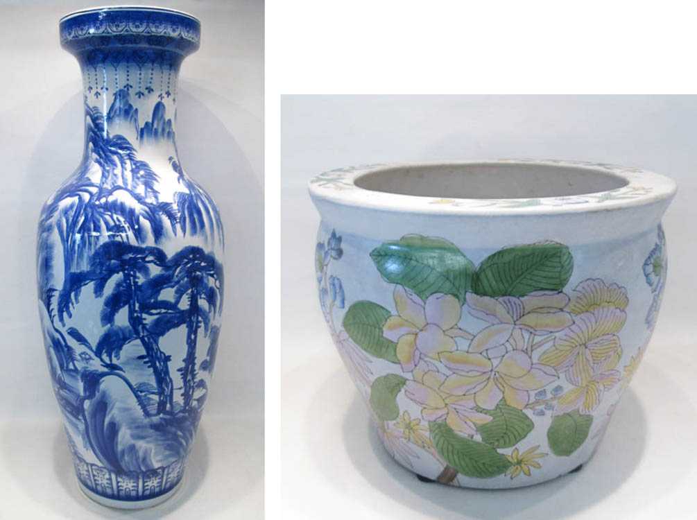 Appraisal: CHINESE PORCELAIN FLOOR VASE AND JARDINIERE Blue and white floor