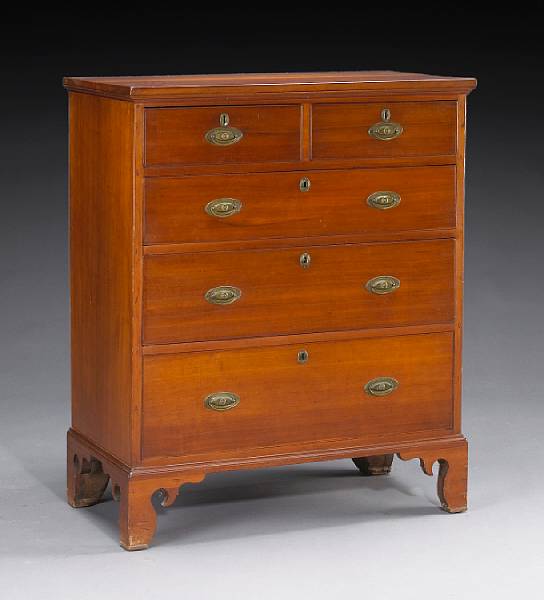 Appraisal: A Chippendale cherry wood chest of drawers Mid-Alantic States first