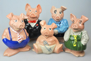 Appraisal: A complete family set of five Nat West Wade figures